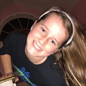 Meet your Posher, Olivia